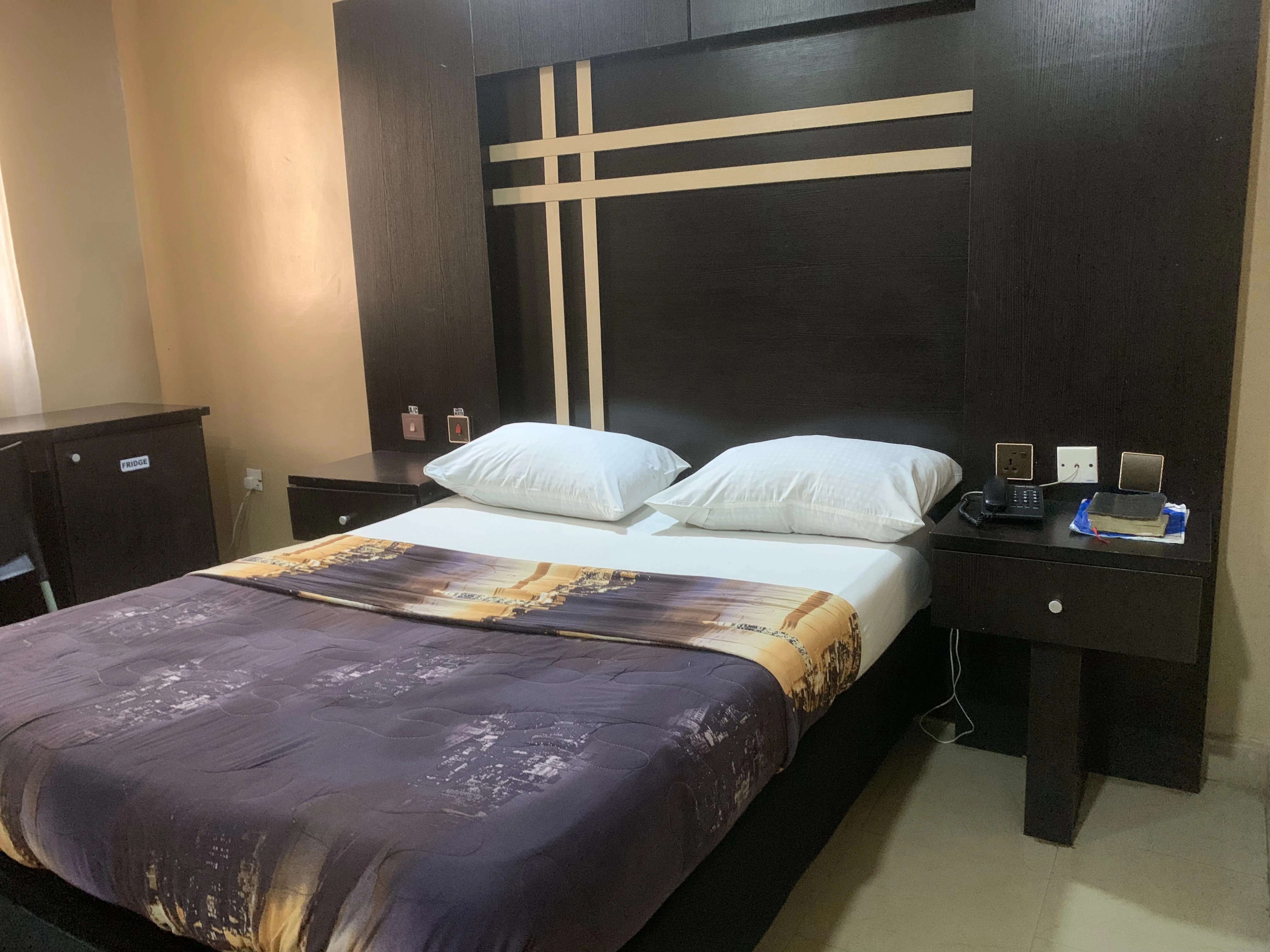 Super Studio Room
